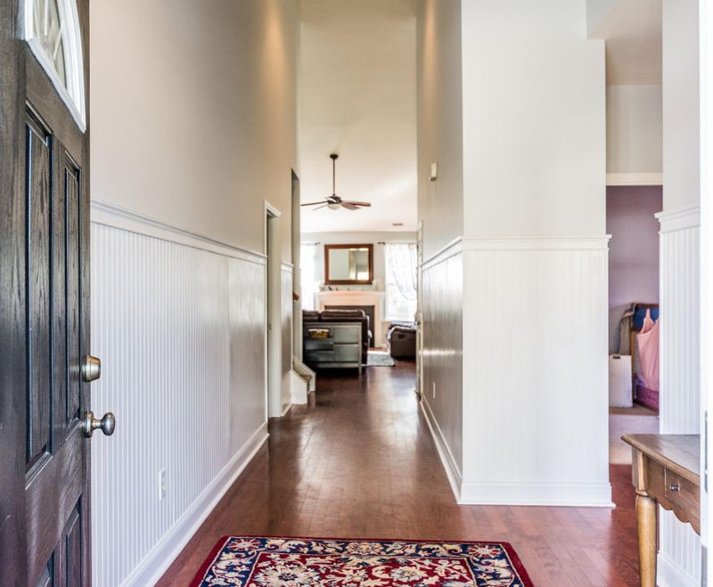 8039 Hyannis Ct, North Charleston, SC 29420