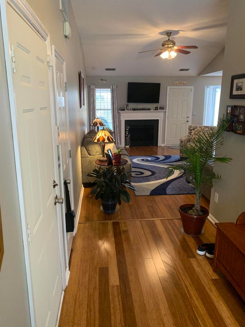 140 E Hartwick Ln, Goose Creek, SC 29445