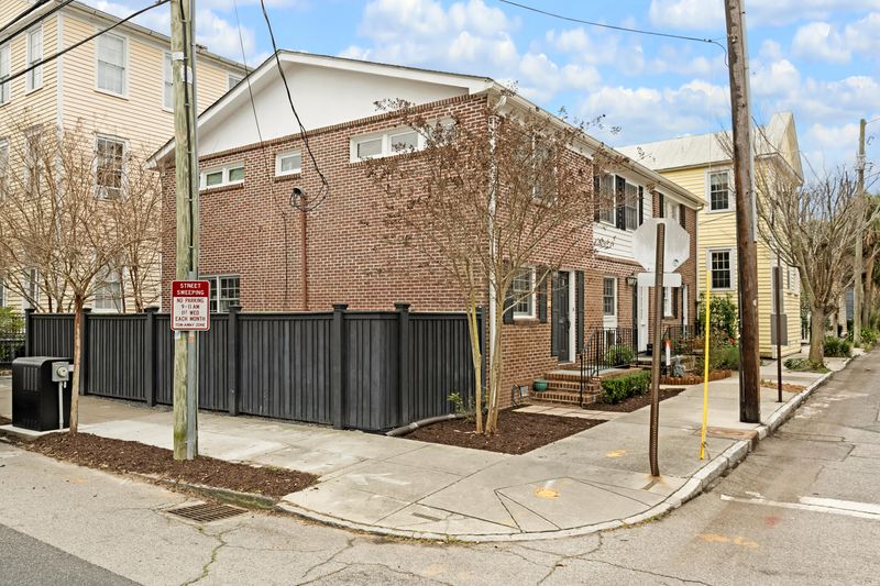 22 Trapman St, Charleston, SC 29401