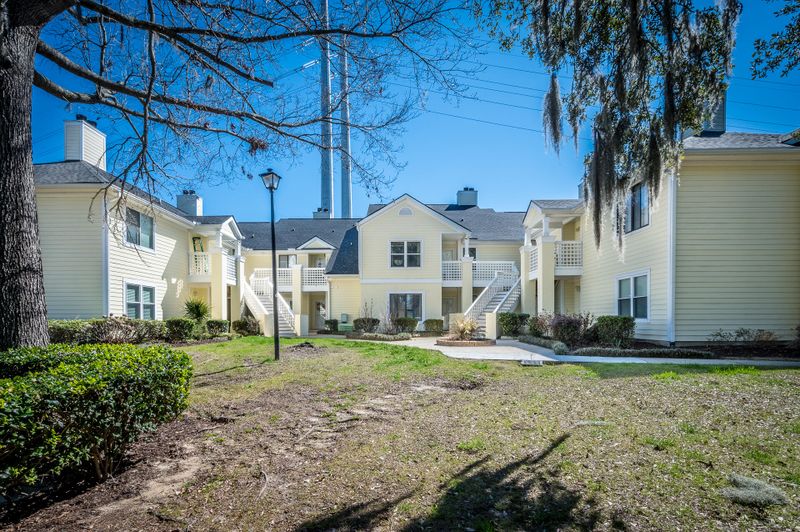 2345 Tall Sail Dr #J, Charleston, SC 29414