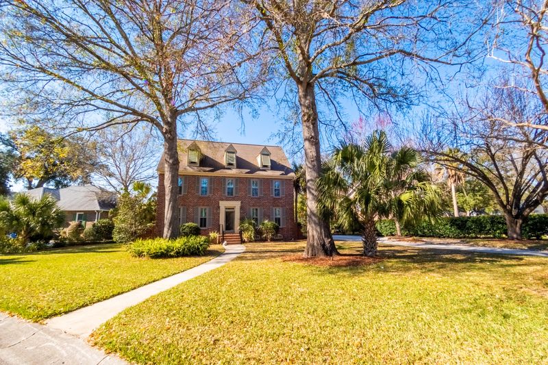 1261 Hidden Lakes Dr, Mount Pleasant, SC 29464