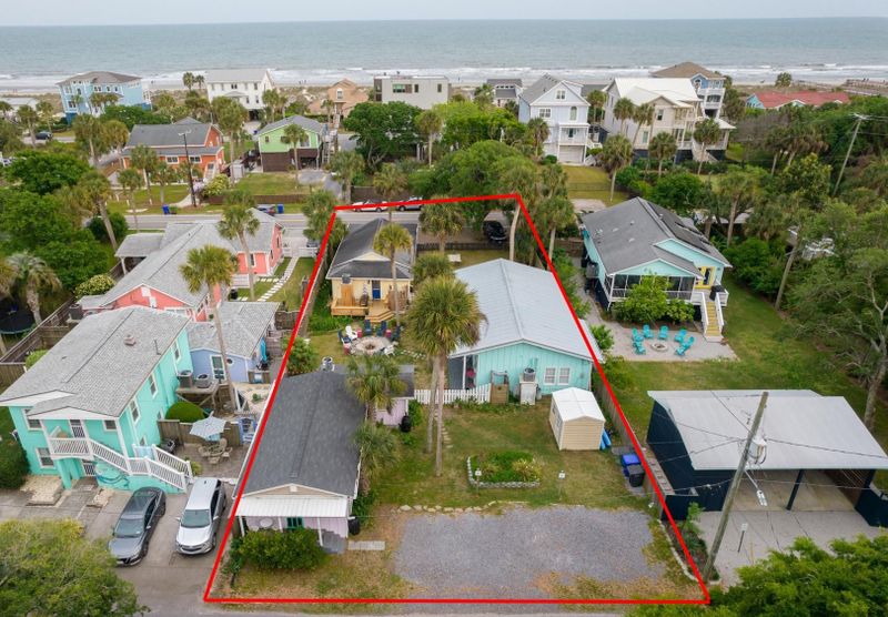 315 E Cooper Ave, Folly Beach, SC 29439