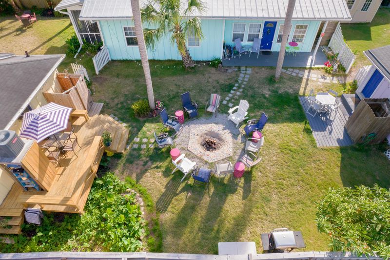 315 E Cooper Ave, Folly Beach, SC 29439