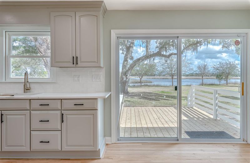 4004 Rantowles Ct, Ravenel, SC 29470