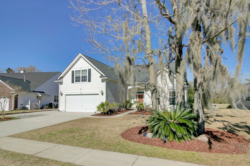 271 Cabrill Dr, Charleston, SC 29414