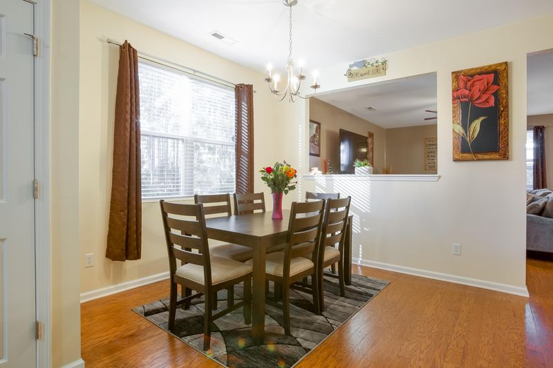 286 Cameron St, Summerville, SC 29486