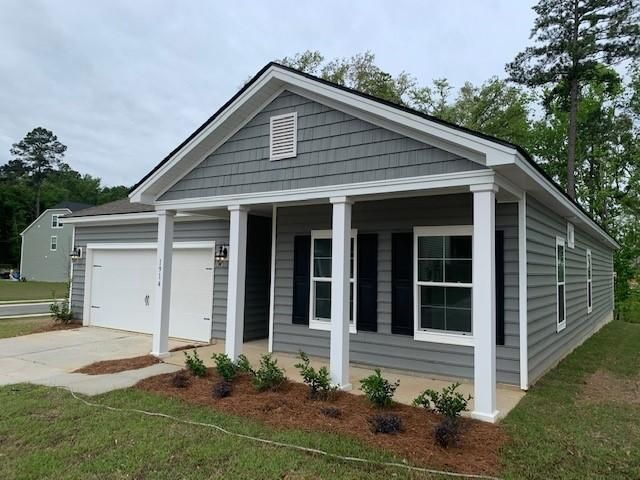 1914 Sweetfern Rd, Hanahan, SC 29410
