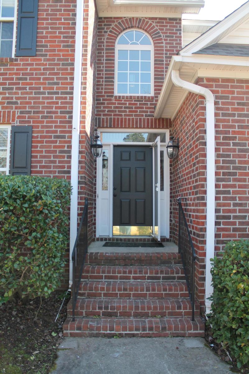 125 Haleswood Cir, Goose Creek, SC 29445