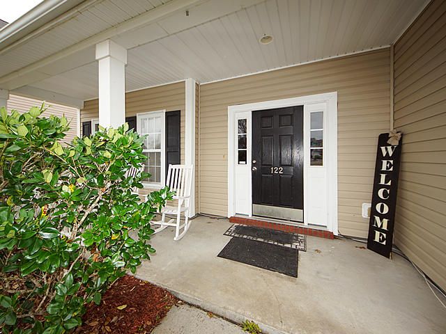 122 Rosario Dr, Summerville, SC 29483