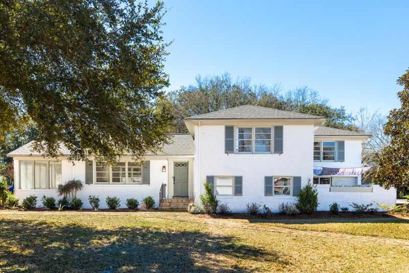 821 Sheldon Rd, Charleston, SC 29407