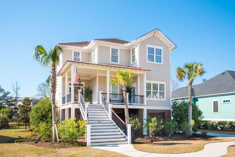 1264 Blue Sky Ln, Charleston, SC 29492
