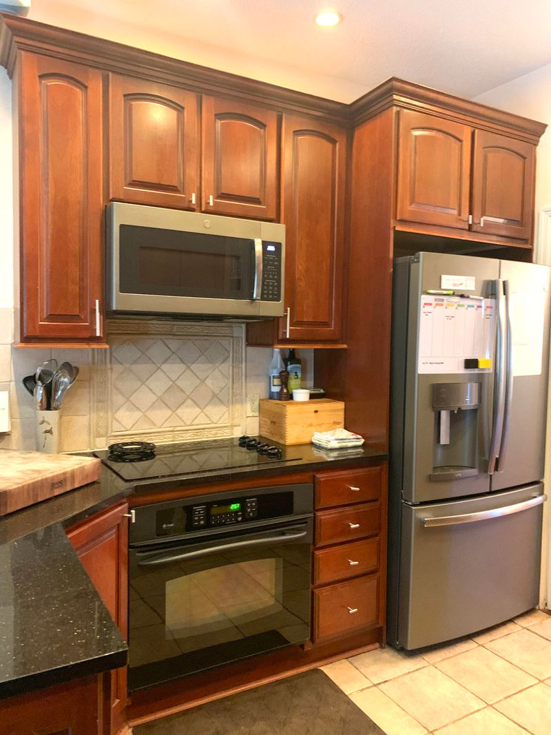 11 Lombardi Ln, Hanahan, SC 29410