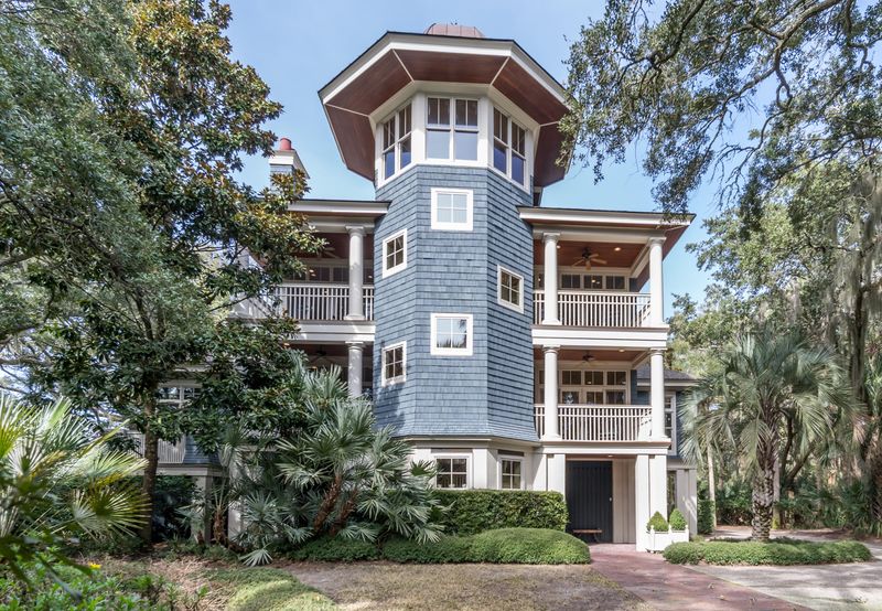 57 Ocean Course Dr, Kiawah Island, SC 29455
