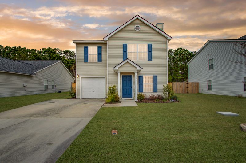 218 Dovetail Cir, Summerville, SC 29483