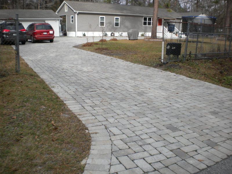 206 Glen St, Summerville, SC 29483