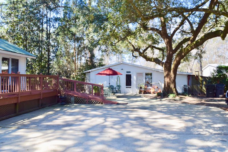 2533 S Live Oak Dr, Moncks Corner, SC 29461