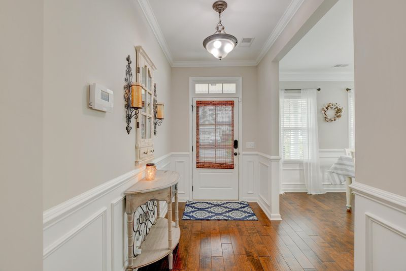 355 Whispering Breeze Ln, Summerville, SC 29486