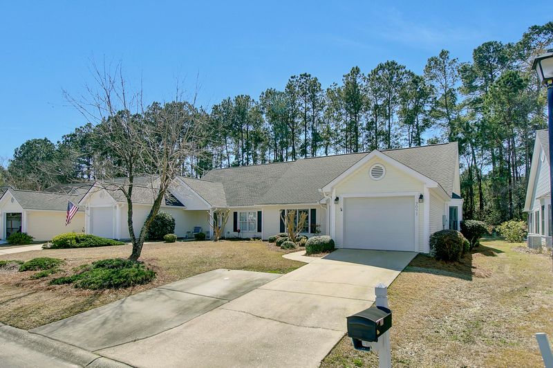 9097 Delancey Cir, North Charleston, SC 29406