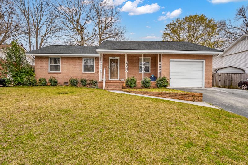 3341 Stonehaven Dr, North Charleston, SC 29420