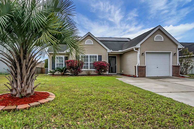 5041 Carrington Ct, Summerville, SC 29485