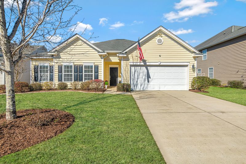 151 Berwick Dr, Summerville, SC 29483