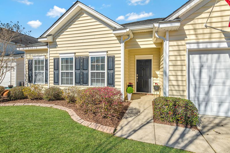 151 Berwick Dr, Summerville, SC 29483