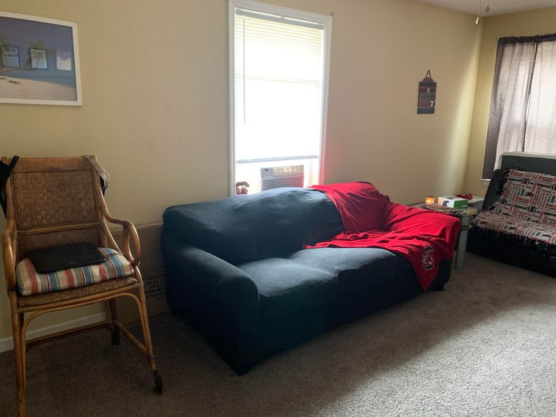 1233 Maryland Dr, Ladson, SC 29456