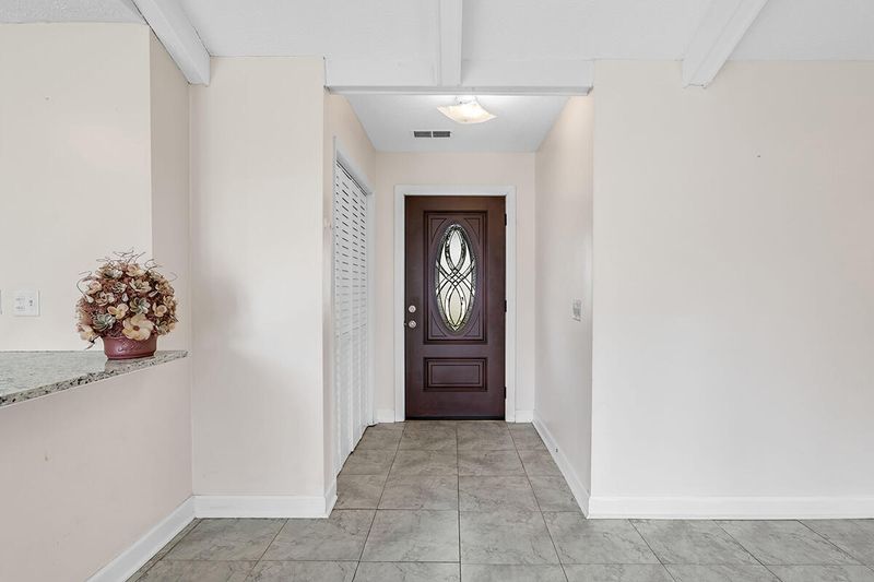 415 Longleaf Rd, Summerville, SC 29486