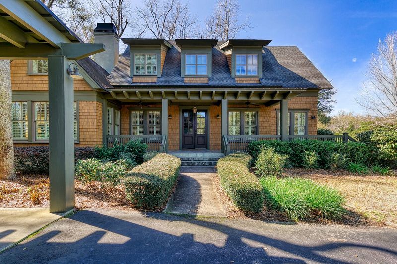 720 Island Park Dr #103, Charleston, SC 29492