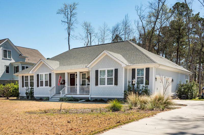 267 Commonwealth Rd, Mount Pleasant, SC 29466