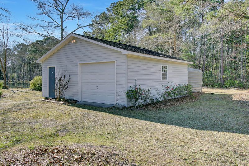 6135 Highway 165, Ravenel, SC 29470