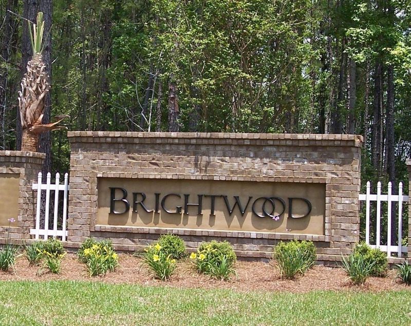 416 Sablewood Dr, Huger, SC 29450