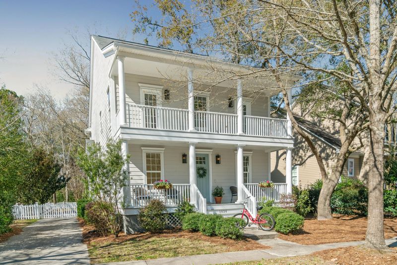 1034 Blakeway St, Daniel Island, SC 29492