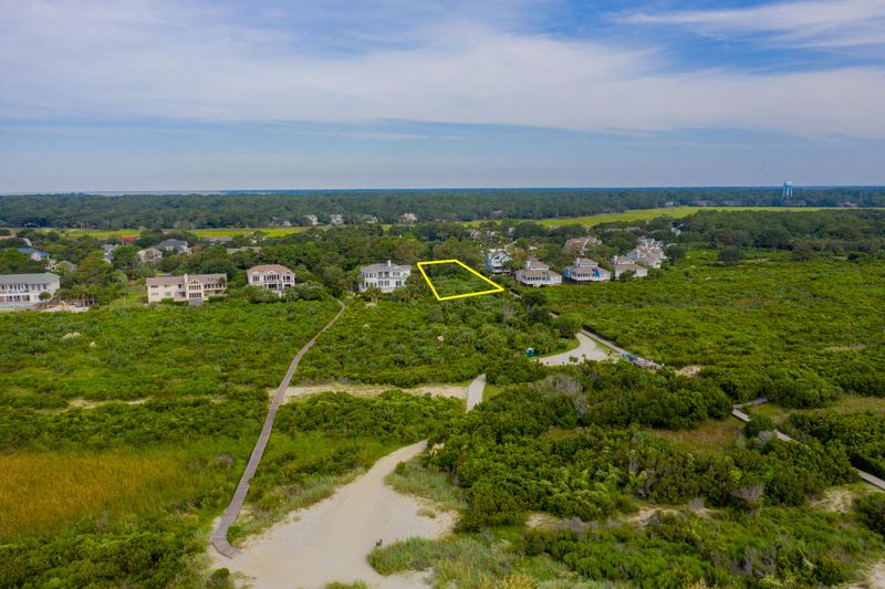 2220 Rolling Dune Rd, Seabrook Island, SC 29455