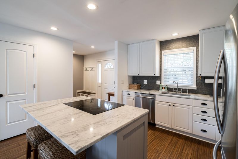155 Heritage Cir #K-4, Mount Pleasant, SC 29464