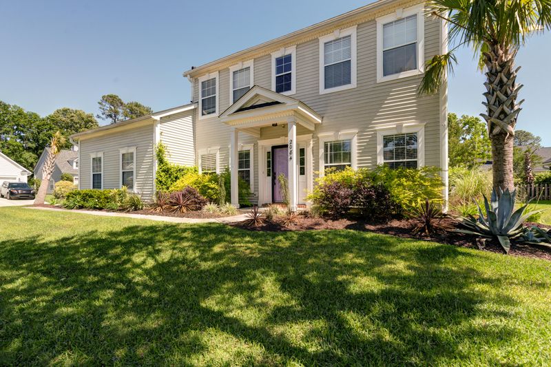 2084 Bancroft Ln, Mount Pleasant, SC 29466