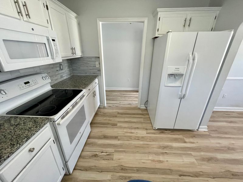 917 Corlis Dr, Charleston, SC 29414