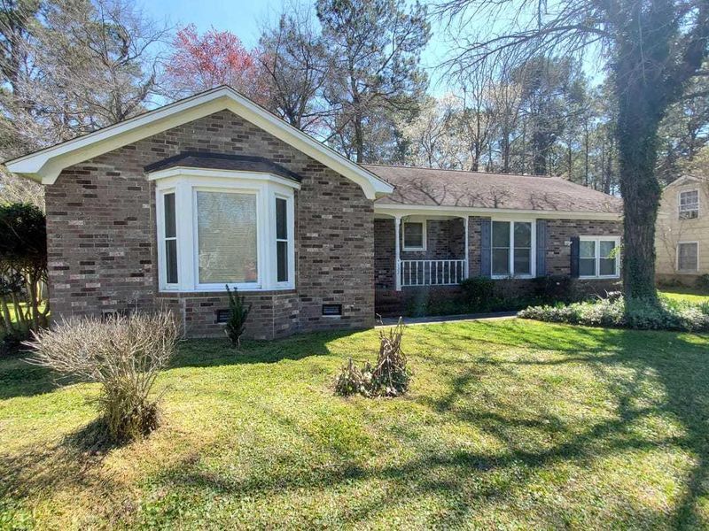122 Canaberry Cir, Summerville, SC 29483