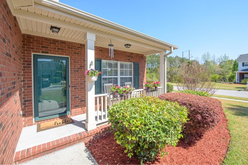 100 Tunstall Dr, Goose Creek, SC 29445