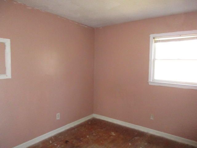 212 Cardinal Dr, Summerville, SC 29485