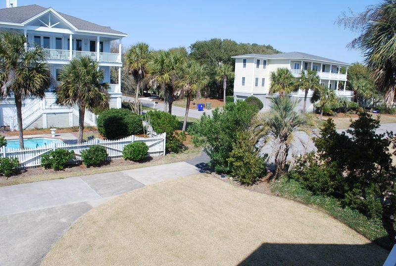 8 54 Ave, Isle Of Palms, SC 29451