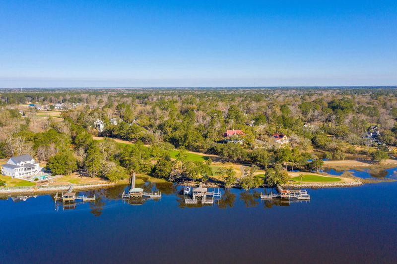 4829 Oak Cove Ln, Hollywood, SC 29449