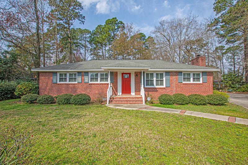 108 Wilson Dr, Summerville, SC 29483