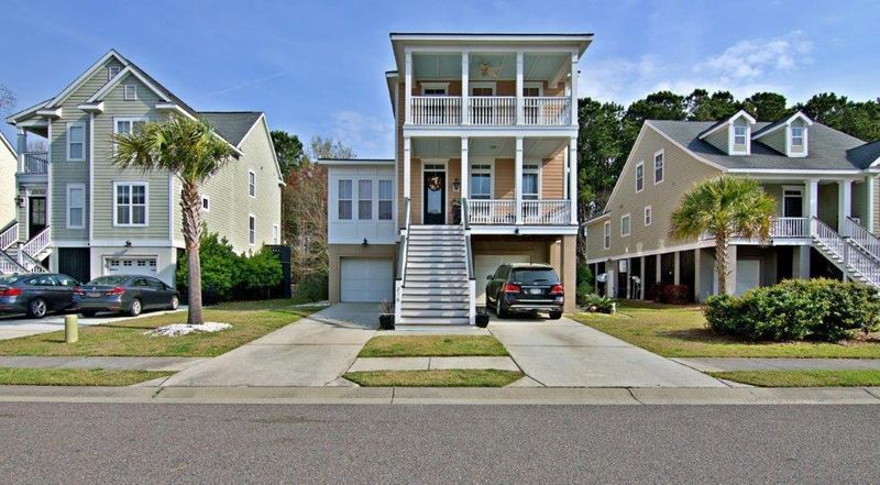 216 Clouter Creek Dr, Wando, SC 29492