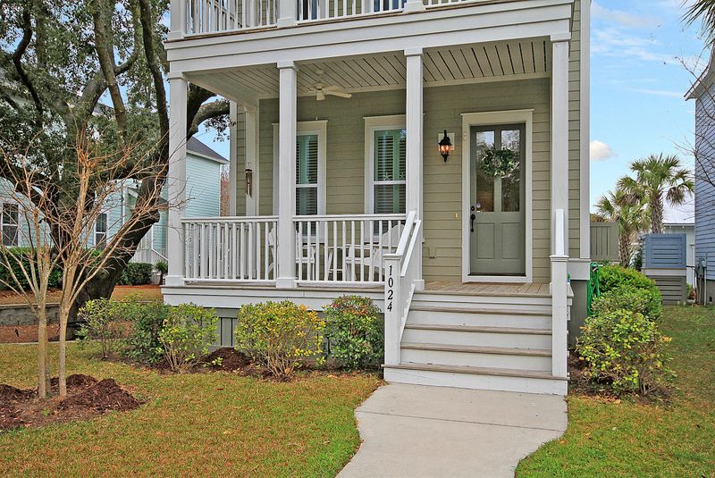 1024 Hills Plantation Dr, Charleston, SC 29412