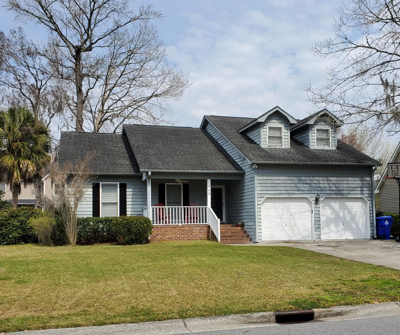 102 Shadowmoss Pw, Charleston, SC 29414