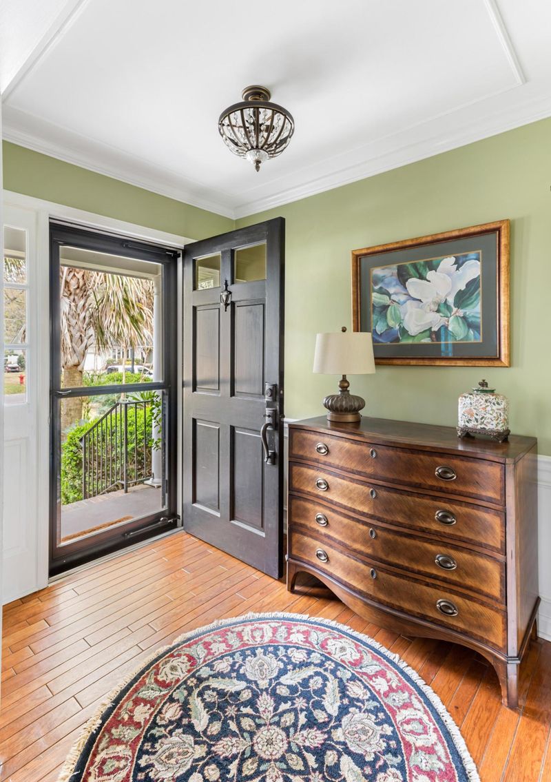 1029 Governors Rd, Mount Pleasant, SC 29464