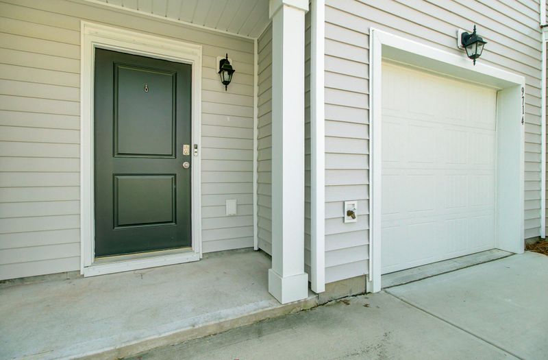 9714 Transplanter Cir, Ladson, SC 29456