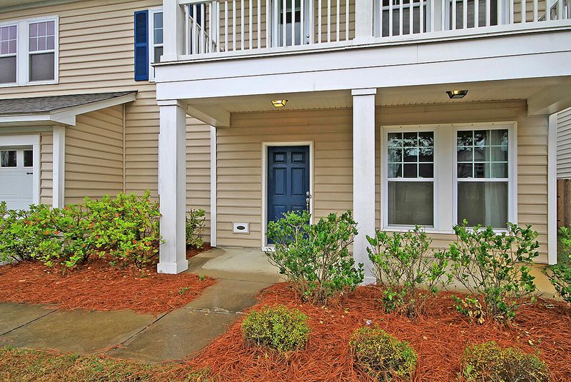 7501 Scupper Dr, Hanahan, SC 29410