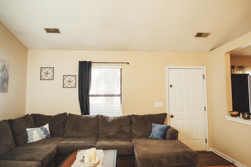 112 Coventry Rd, Summerville, SC 29486